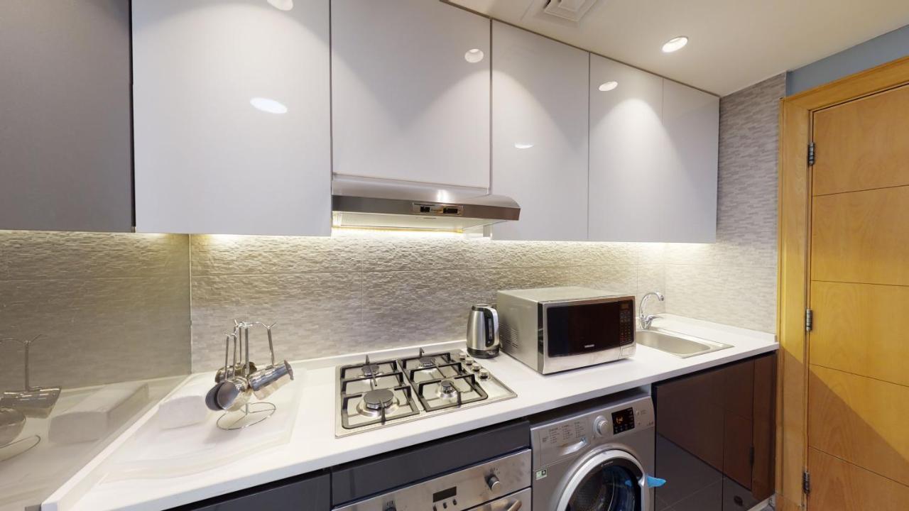 Al Fares Luxury Furnished Apartment-Damac Tower ภายนอก รูปภาพ