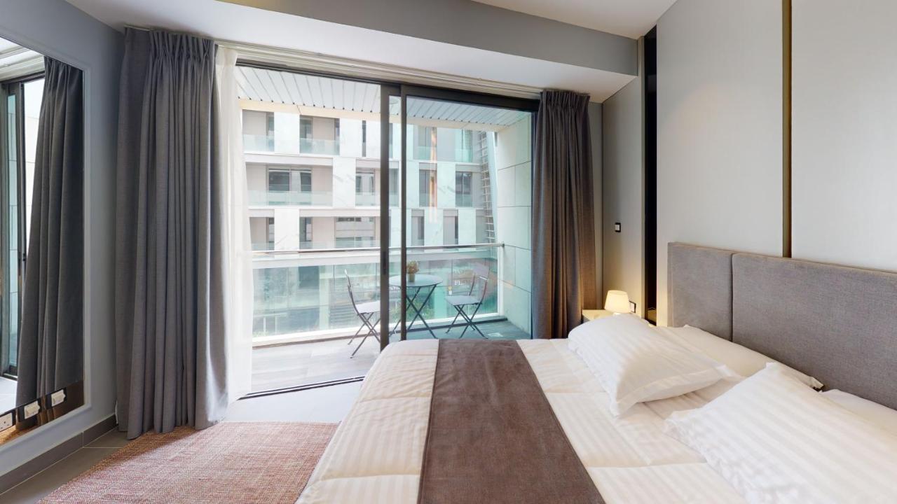 Al Fares Luxury Furnished Apartment-Damac Tower ภายนอก รูปภาพ
