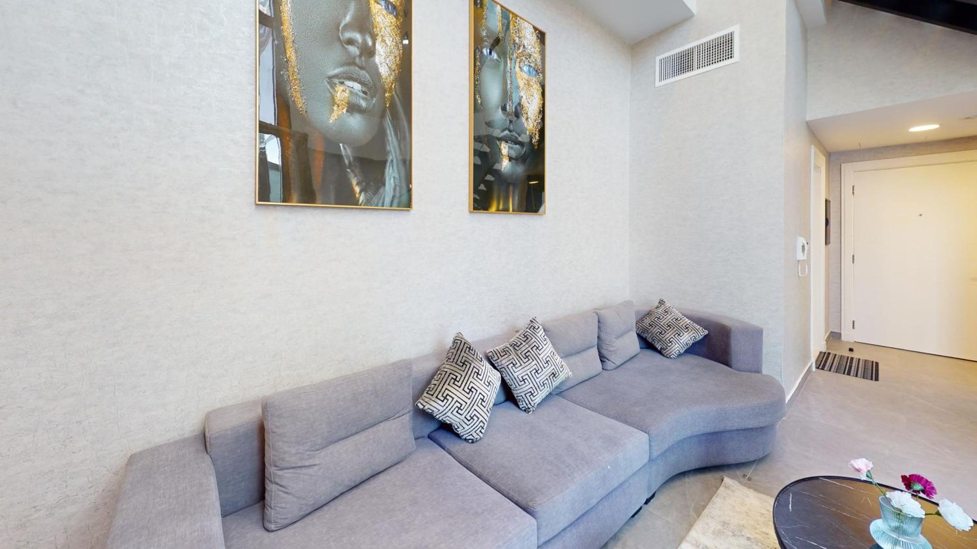 Al Fares Luxury Furnished Apartment-Damac Tower ภายนอก รูปภาพ